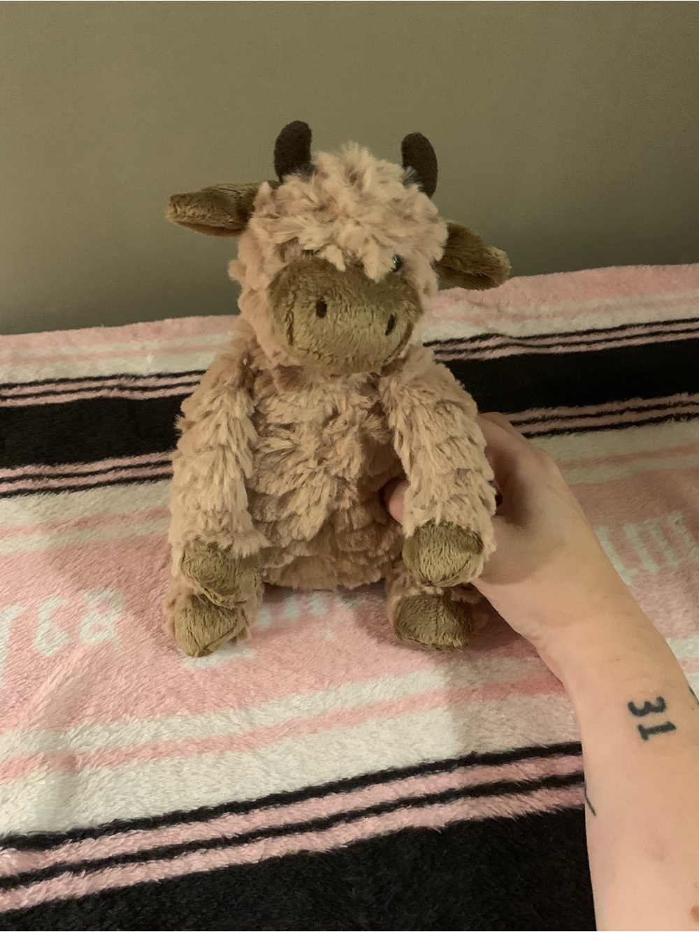 Plush Brown Cow Stuffed Animal - Soft Cuddly Toy for Kids jellycat fuddles calf